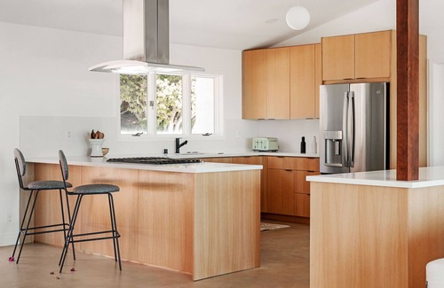 Western Malibu Casa | Malibu Living At Its Finest - Just Steps Away From The Beach