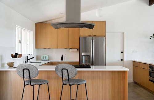 Western Malibu Casa | Malibu Living At Its Finest - Just Steps Away From The Beach