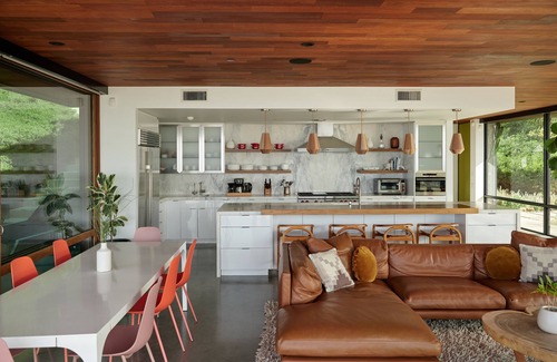 Eastern Malibu Casa | Malibu Mid-Century Modern Luxury Retreat home
