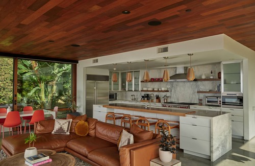 Eastern Malibu Casa | Malibu Mid-Century Modern Luxury Retreat home