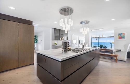 Eastern Malibu Villa | Malibu Oasis - Architectural Masterpiece with Beachfront Oasis