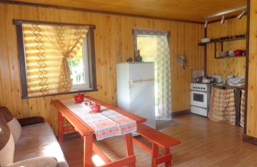 Narach Cabaña | Malinovka Homestead - Sueño rústico en los pinares