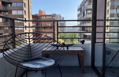Vitacura Apartamento | Mall Parque Arauco. Piscina Temperada + King Bed