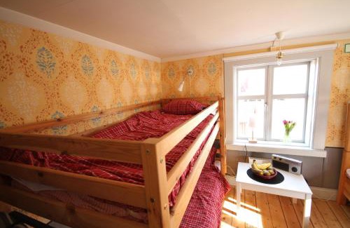 Nordostra Motala Apartamento | Mallboden Café & Vandrarhem