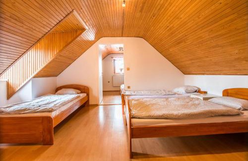 Dolni Dunajovice Apartamento | Malovaný dvoreček