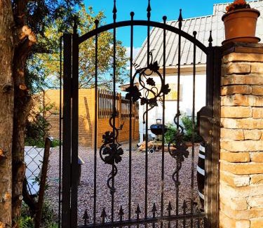 Hlohovec Casa | Malovaný sklípek