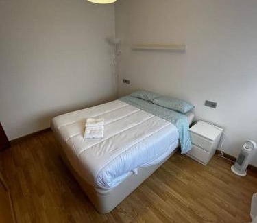 Malpica de Bergantinos Apartamento | Malpica beach