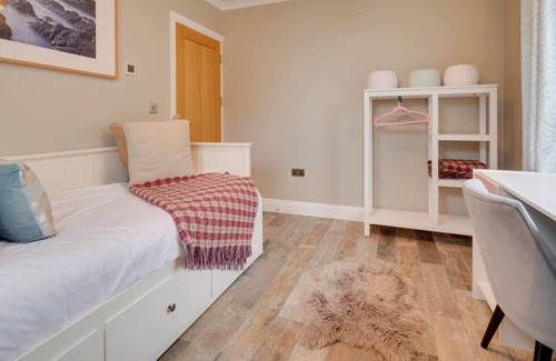 Crynant Casa | Malt Hall in the beautiful Swansea