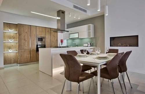 Mellieħa Heights Apartamento | Luxurious 3 Bedroom in the heart of Mellieha