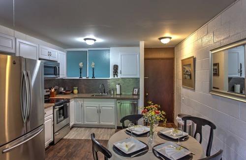 Hilo Condominio | Maluhia Kahakai 2 Bedroom Condo by RedAwning