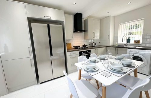 Billingham Casa | Malvern House by Blue Skies Stays