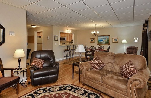 Arden Apartamento | ¡El escondite de mamá Dee! Tu casa mientras estás en Asheville NC