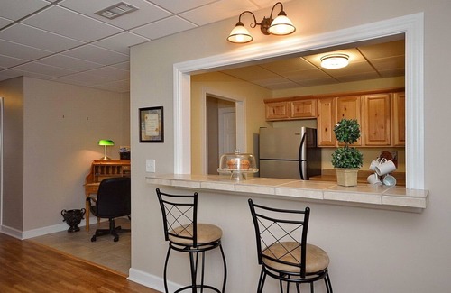 Arden Apartamento | ¡El escondite de mamá Dee! Tu casa mientras estás en Asheville NC