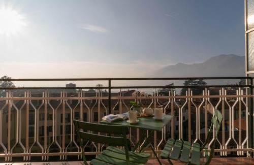 Galbiate Apartamento | Mamma Ciccia - Amoro apt with beautiful terrace