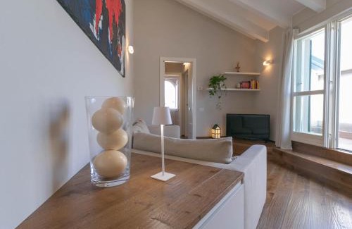 Galbiate Apartamento | Mamma Ciccia Holiday Home - Cozy Attic