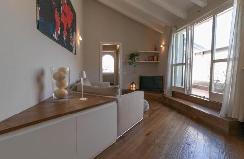 Galbiate Apartamento | Mamma Ciccia Holiday Home - Cozy Attic