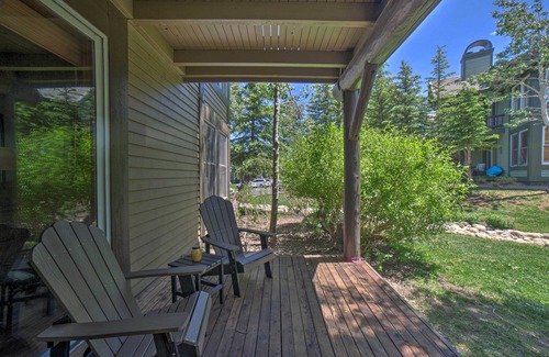 Mammoth Lakes Condominio | Cosy Mammoth Lakes Condo - A pie del campo de golf!