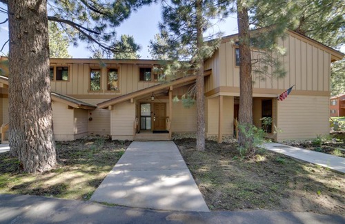 Mammoth Lakes Apartamento | Mammoth Lakes Vacation Rental 1 Mi to Ski Area!