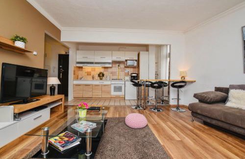 Orszagut Apartamento | Mammut Apartment with NEW AC!