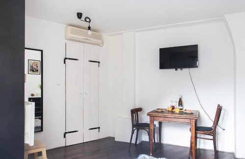 Castle Hill Apartamento | Mammut Gem