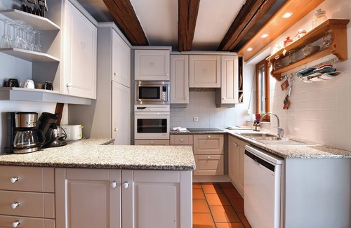Kaysersberg-Vignoble Casa | Casa 3 *** centro de Kaysersberg 7 a 9 personas con 3 dormitorios y jardín de invierno