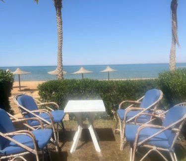 Zafarana Chalet De Esquí | Manara Beachfront Chalet Ain Sokhna