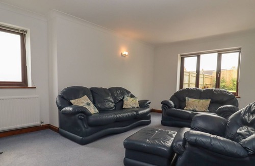 Banbury Casa | MANATON, with open fire in Deddington