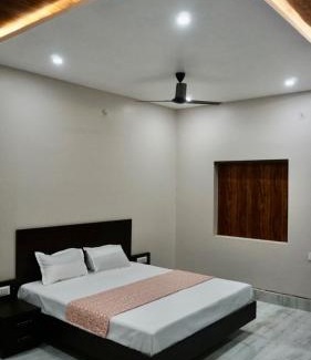 Varanasi Casa | Mandakini Homestay