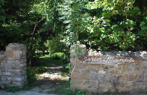 Valberzoso Cabaña | Jardín Mandala, Casa Rural "Valle de Brezos"- Montaña Palentina