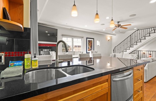 Oxnard Shores Casa | Mandalay Shores Townhome