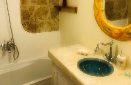 Koskinou Casa | Traditional house with jacuzzi - Koskinou traditional village house