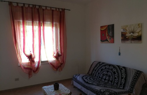 Capo Mannu Apartamento | Mandriola - Putzu Idu - Capom Mannu, apartment just 150 m from the sea.