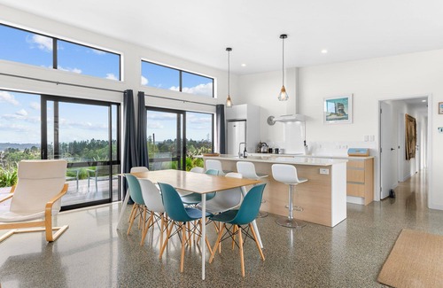 Mangawhai Casa | Mangawhai Magic - Mangawhai Heads Holiday Home