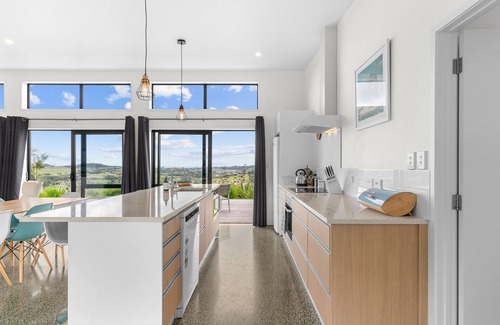 Mangawhai Casa | Mangawhai Magic - Mangawhai Heads Holiday Home