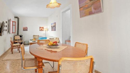 La Mamola Casa | Mango Beach House