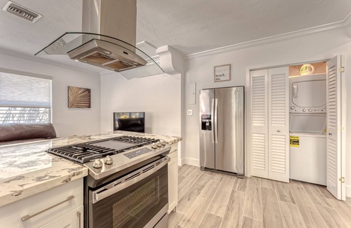 Victoria Park Casa | Mango Manor - Walk to Las Olas!