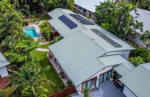 Clifton Beach Villa | Mango Wood Villa Tropical Coastal living