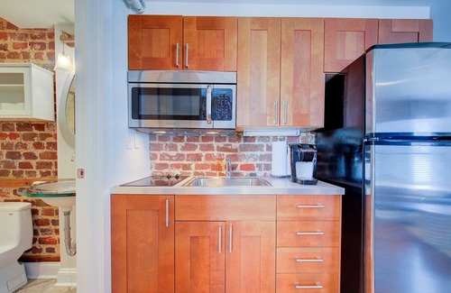 Charleston Historic District Condominio | Manhattan Suite: donde el lujo y la ubicación se encuentran / en el corazón de Chas histórico.