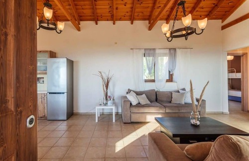 Lefktron Apartamento | Mani Panoramic Seaviews - Luxury Summer Haven
