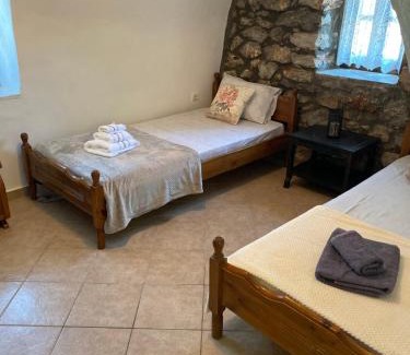 Pagkia Casa | Mani Spot in Stavri