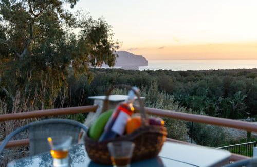 Omales Apartamento | Mani Tigani View