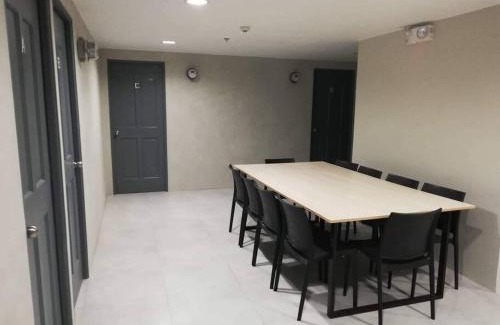 Ermita Apartamento | Manila Real Residences Studio 8A