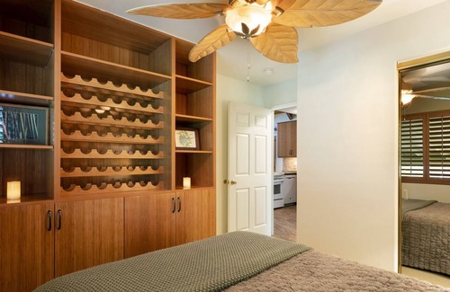 Royal Hawaiian Estates Cabina | Manini Hale: 5 Min to Volcano, Cozy A-Frame Cabin W/HOT TUB and INFRARED SAUNA