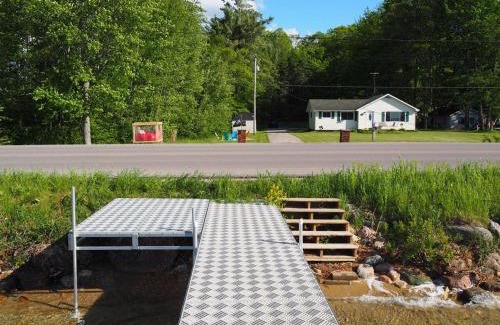Kalkaska Casa | Manist-easy - Lakefront With Dock And Kayaks!