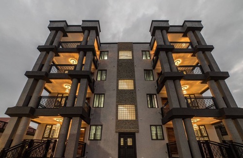 Weija Apartamento | Mankatiwa Court Apartmentnt
