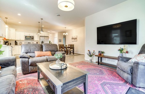 Mankato Cabaña | Mankato Getaway w/ Game Room & Salt Water Hot Tub!