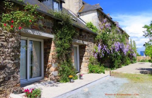 Saint-Clet Casa | Manoir de Kerguezennec Holiday Home