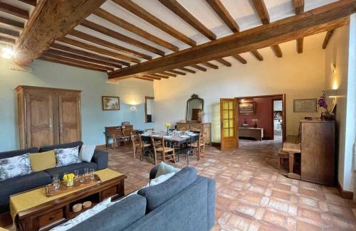 Colombiers Casa | Manoir du XVème avec cheminée, animaux acceptés, à Colombiers - FR-1-497-204