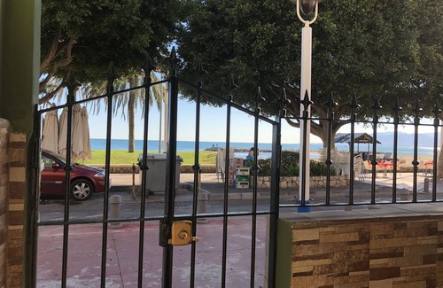 Playas del Palo Apartamento | APARTAMENTO MANOLI PLAYA PLANTA BAJA