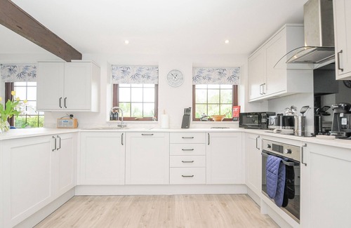 St Mellion Cabaña | MANOR BARN, pet friendly, country holiday cottage in Saltash